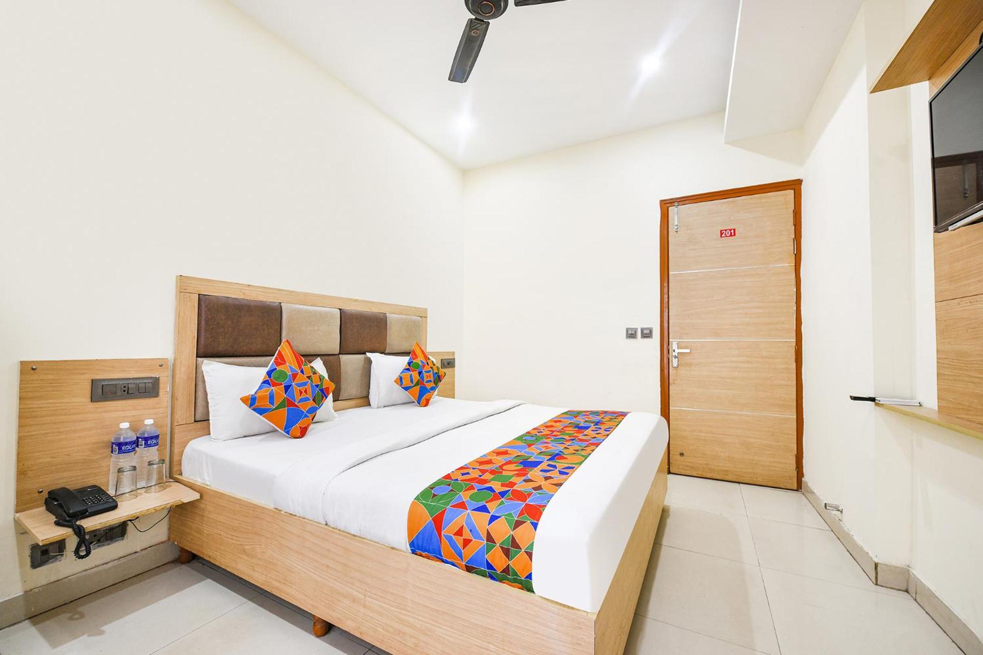 Fabescape Panchkula Motels Exterior photo