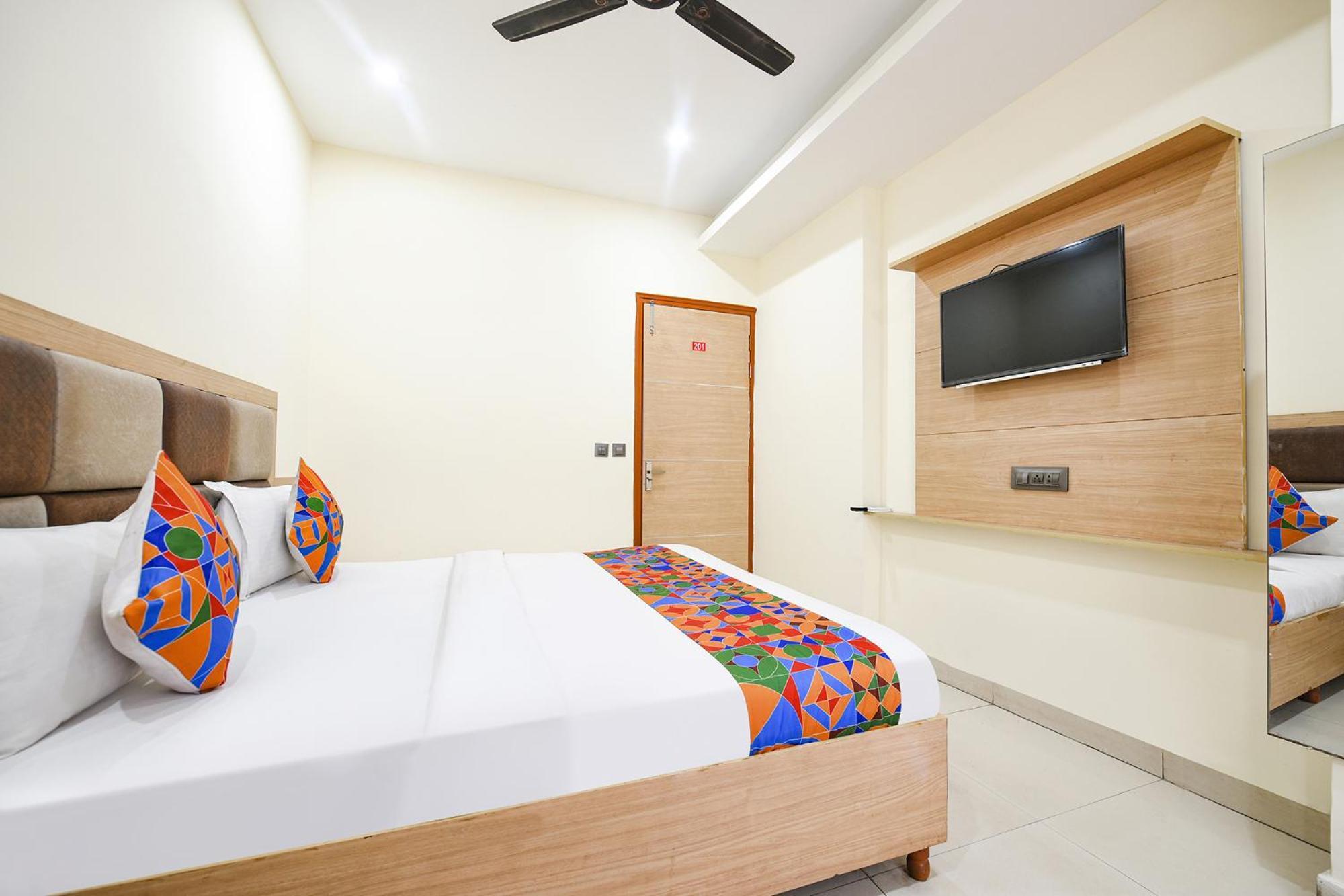 Fabescape Panchkula Motels Exterior photo