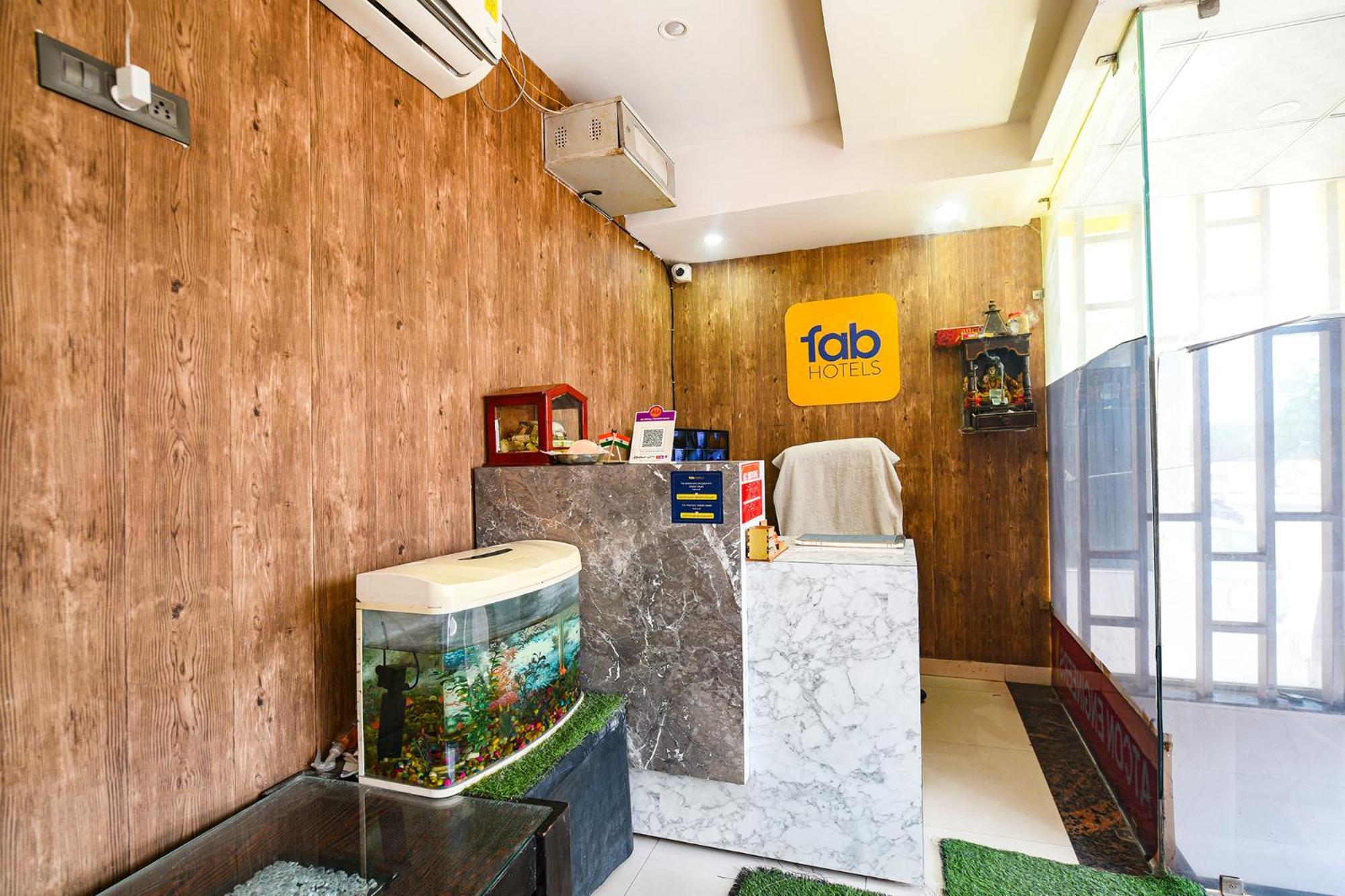 Fabescape Panchkula Motels Exterior photo